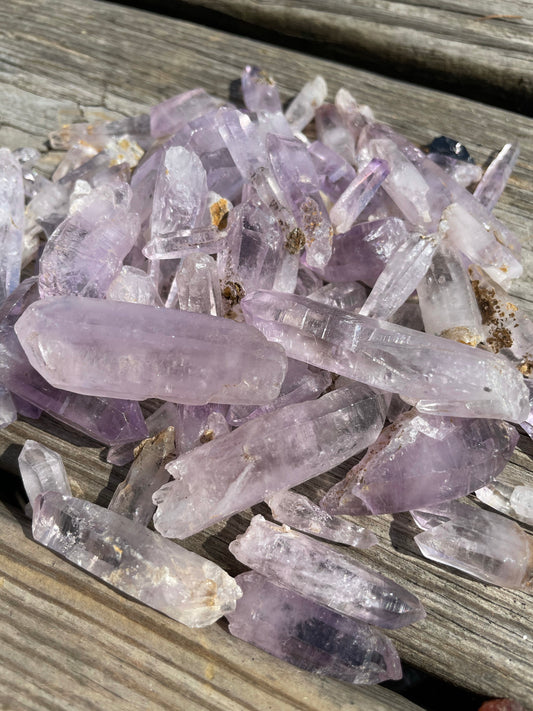 Vera Vruz Amethyst Points
